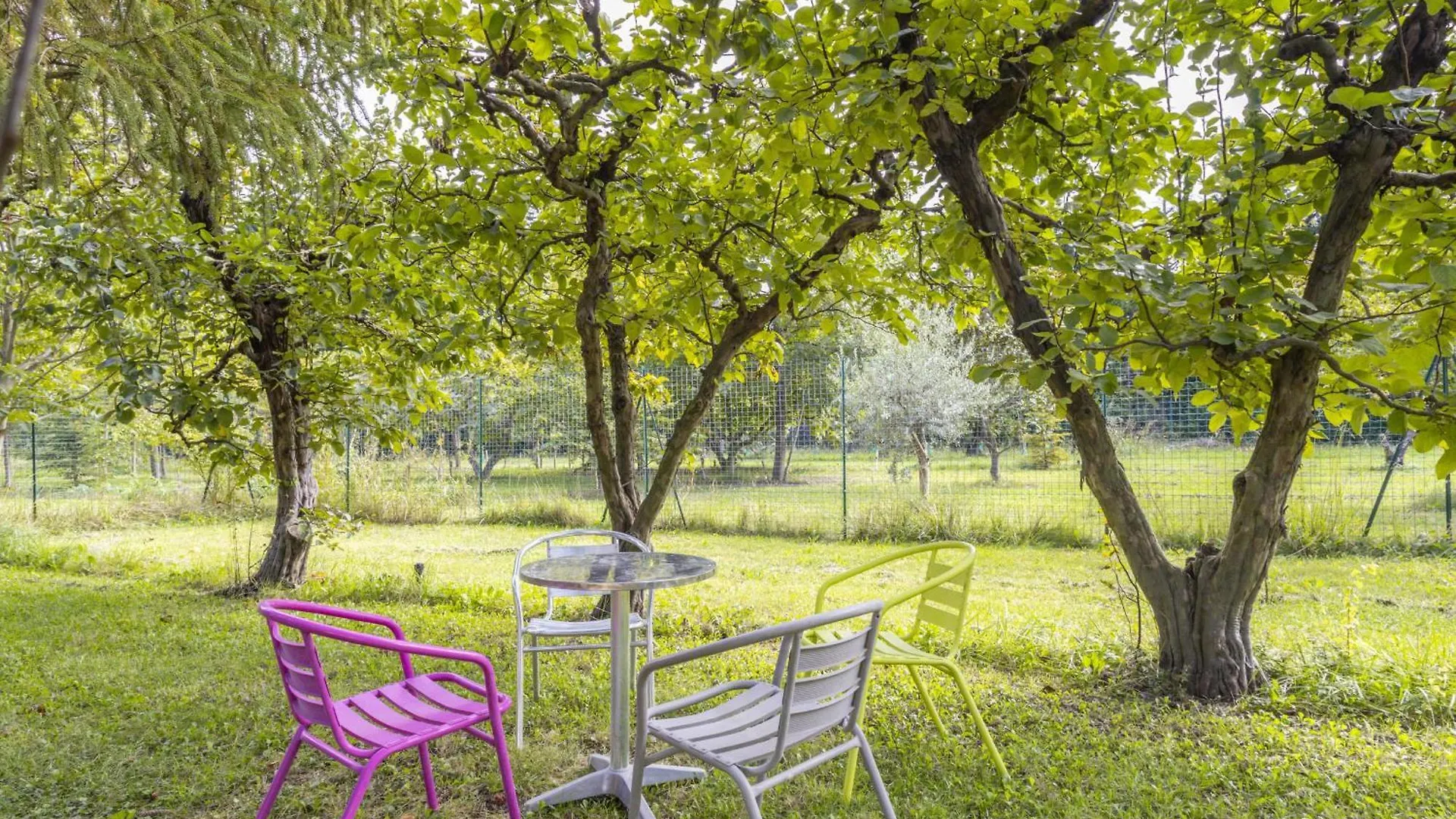 Gite Charmant Caumont-sur-Durance 0*,